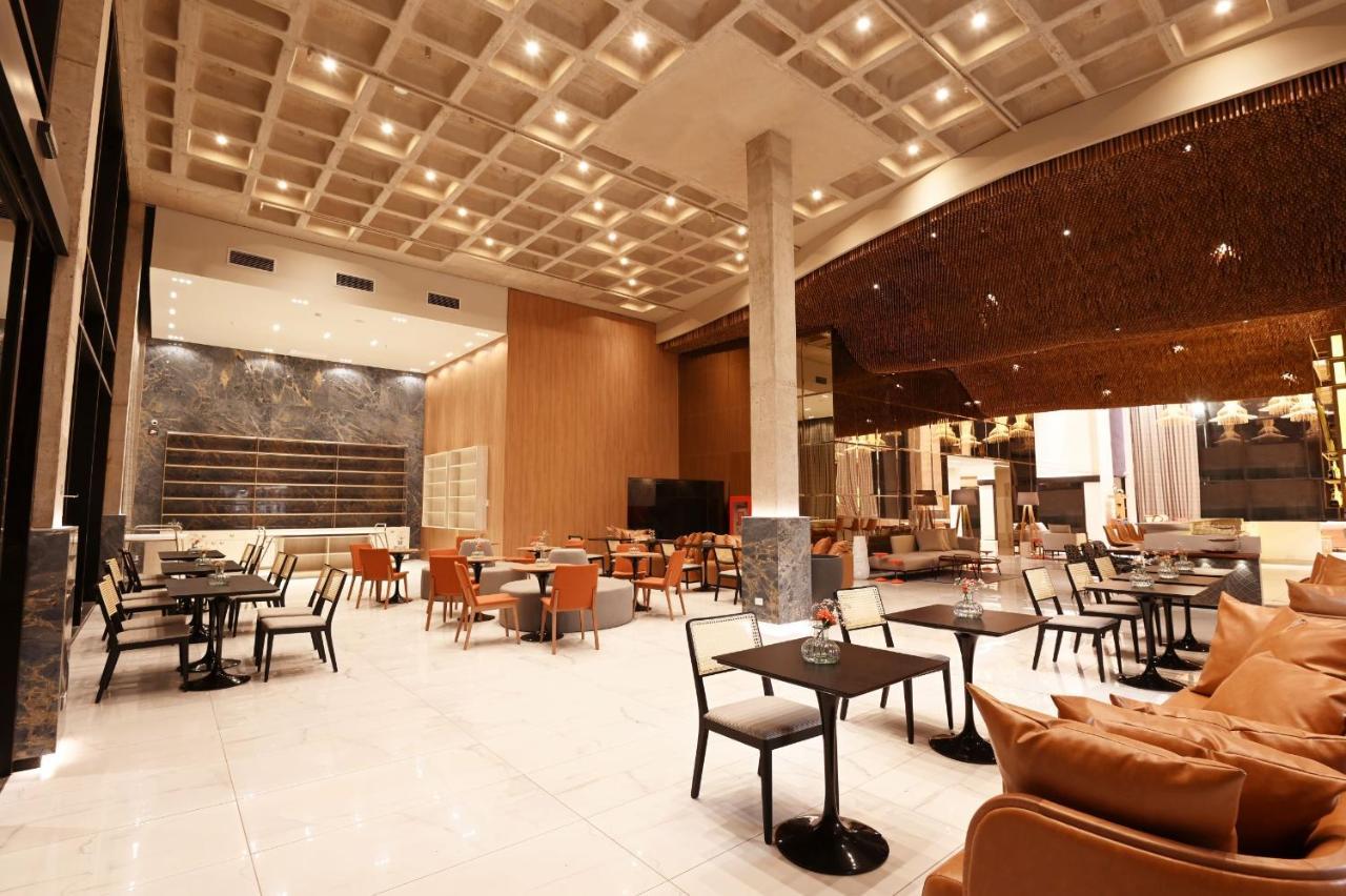 Novotel 圣克鲁斯 外观 照片